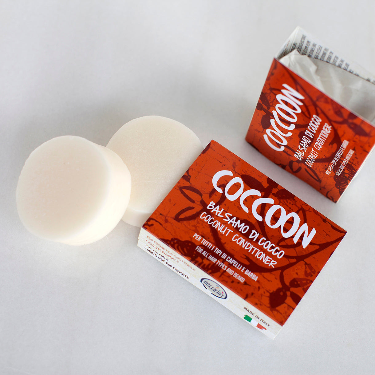 Confezioni di balsamo solido Coccoon con panetti nudi